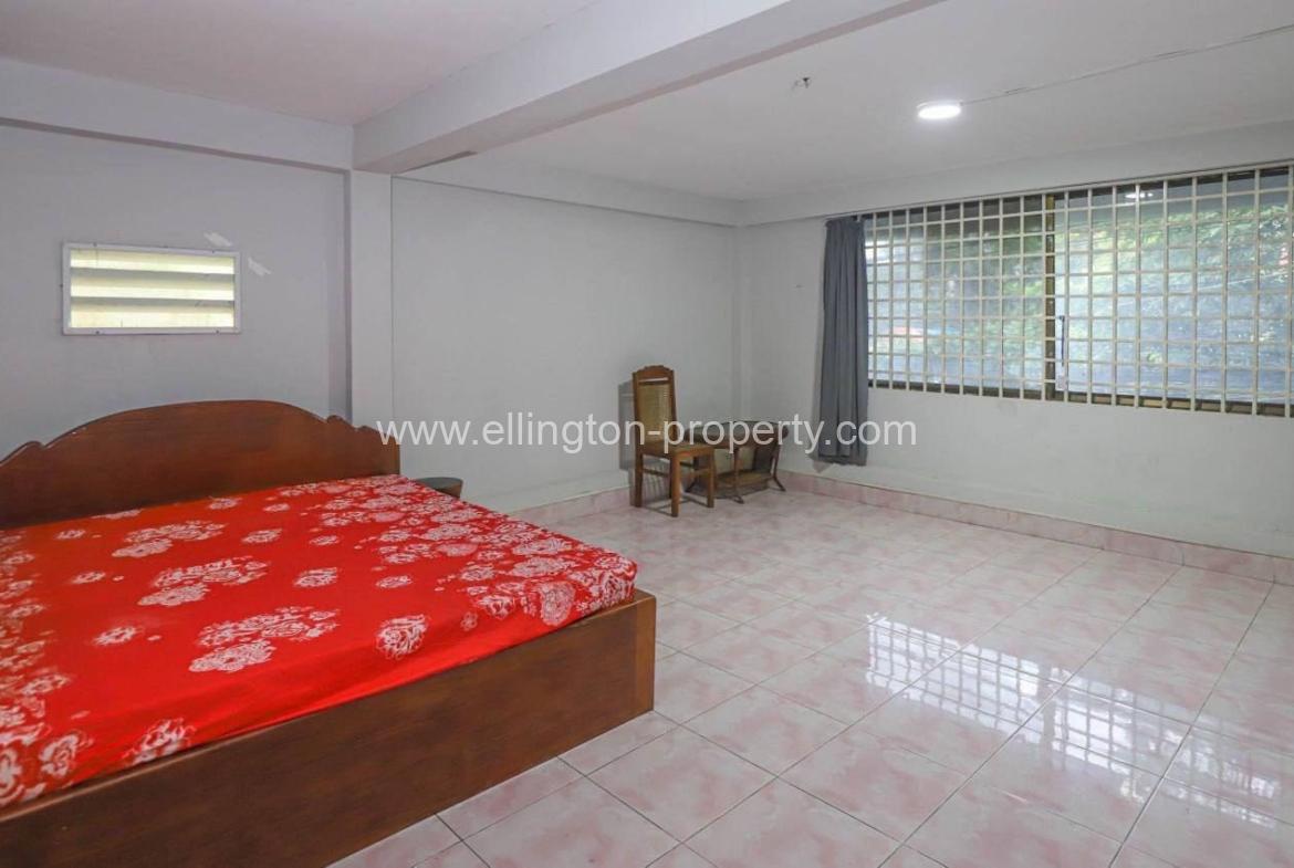 Shop House For Rent In Bassac Lane - Ellington Property