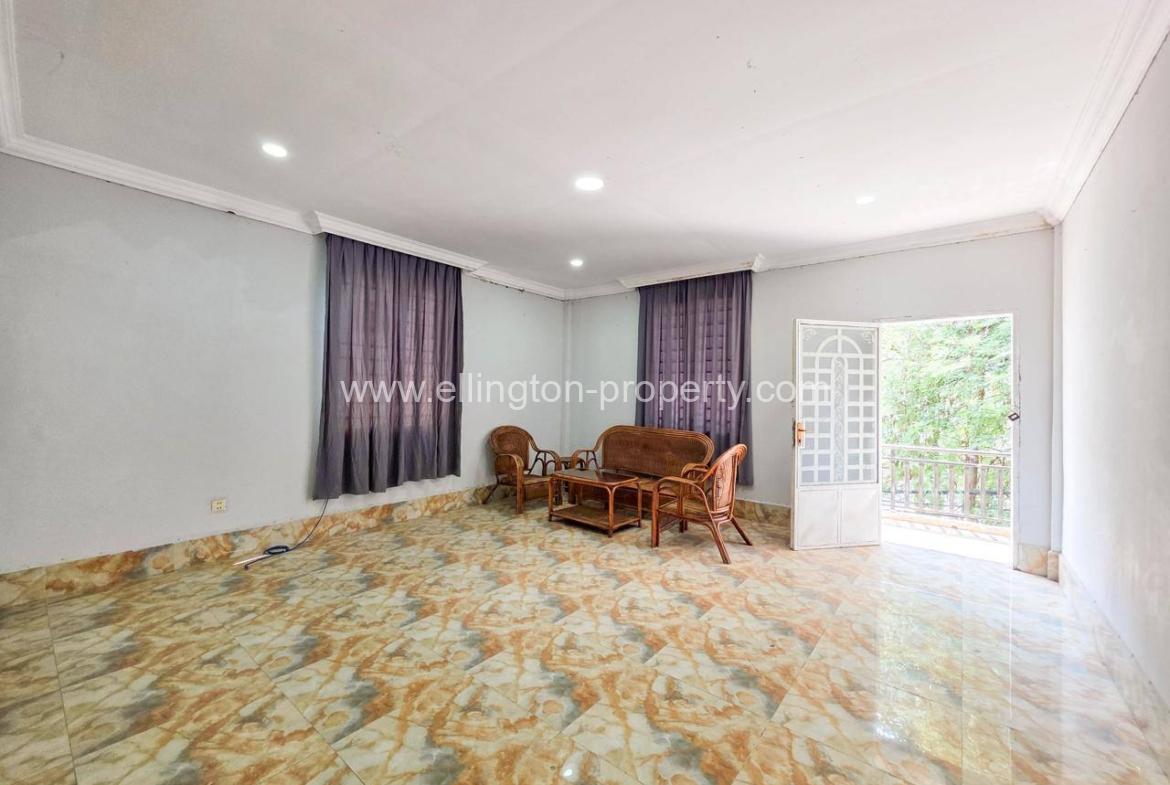 Shop House For Rent In Bassac Lane - Ellington Property