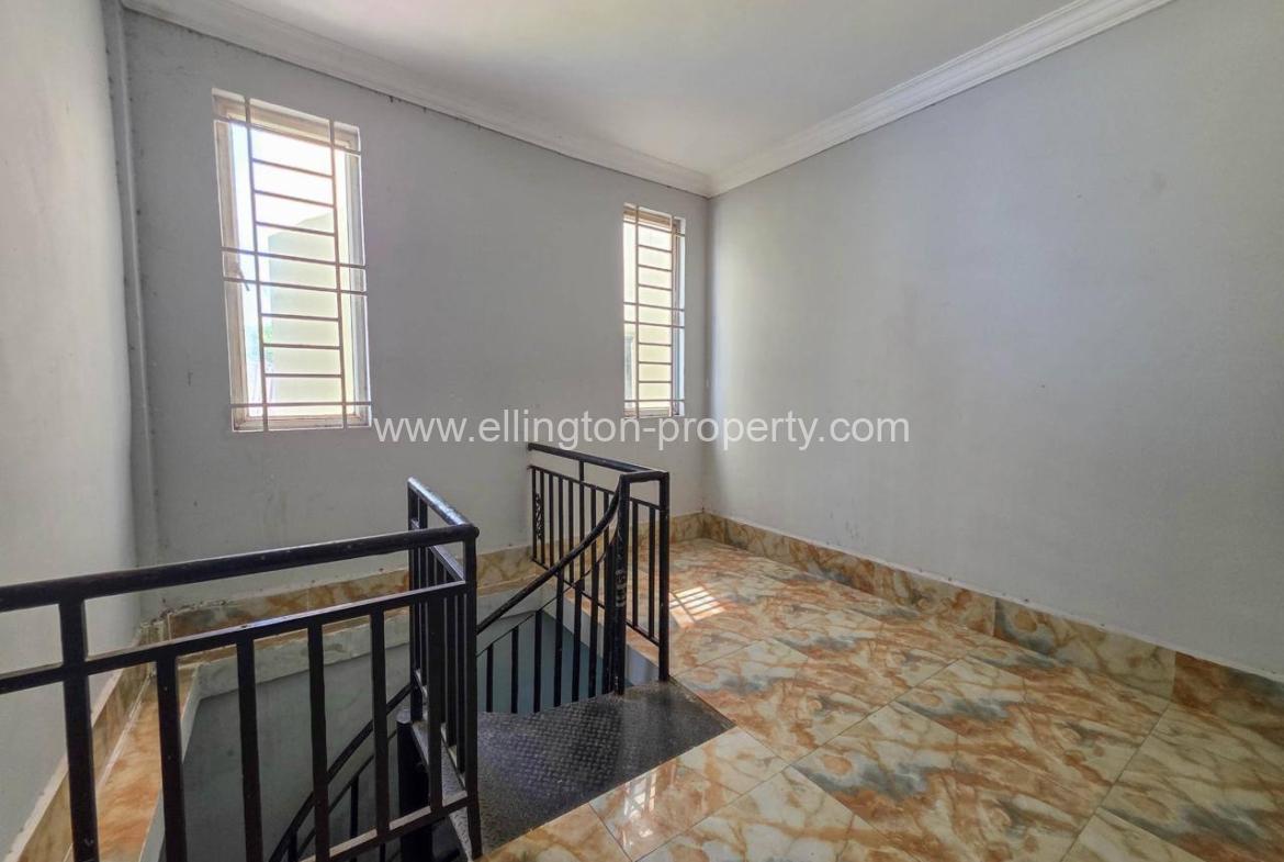 Shop House For Rent In Bassac Lane - Ellington Property