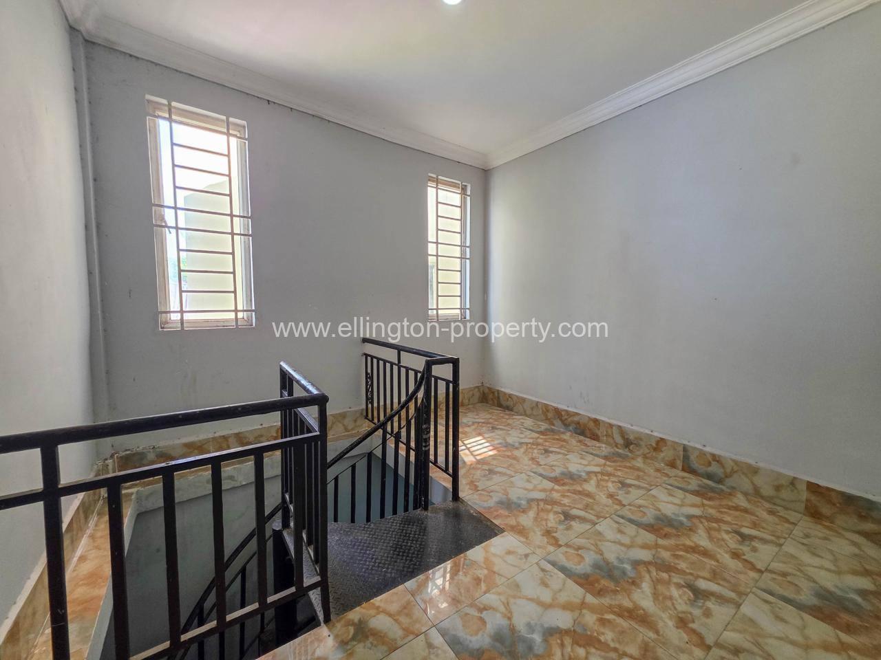 Shop House For Rent In Bassac Lane - Ellington Property