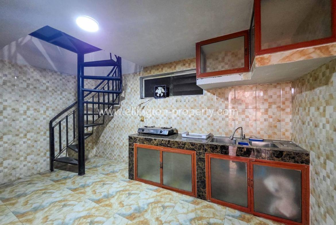 Shop House For Rent In Bassac Lane - Ellington Property