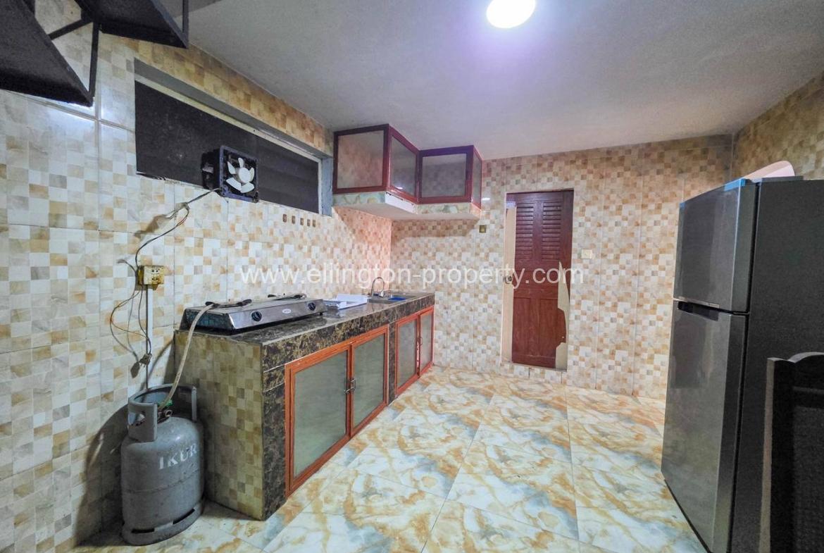 Shop House For Rent In Bassac Lane - Ellington Property