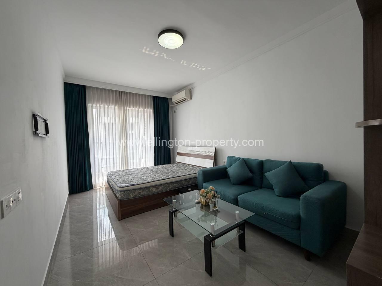 Studio Room For Rent Riverside Near Royal Palace, Museum, Night Market - Ellington Property