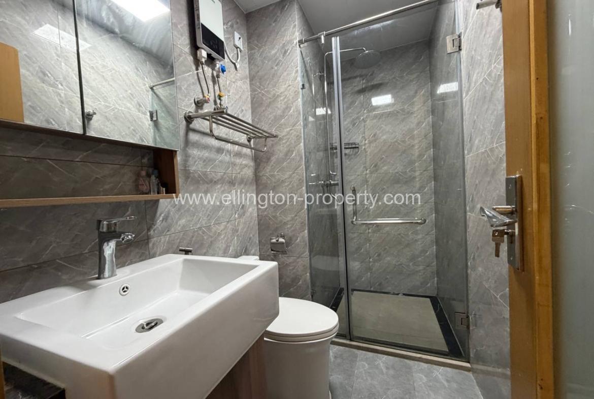 Studio Room For Rent Riverside Near Royal Palace, Museum, Night Market - Ellington Property