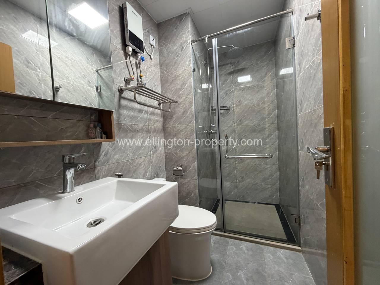 Studio Room For Rent Riverside Near Royal Palace, Museum, Night Market - Ellington Property