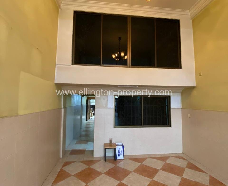 Shophouse For Rent At Bkk3 - Ellington Property