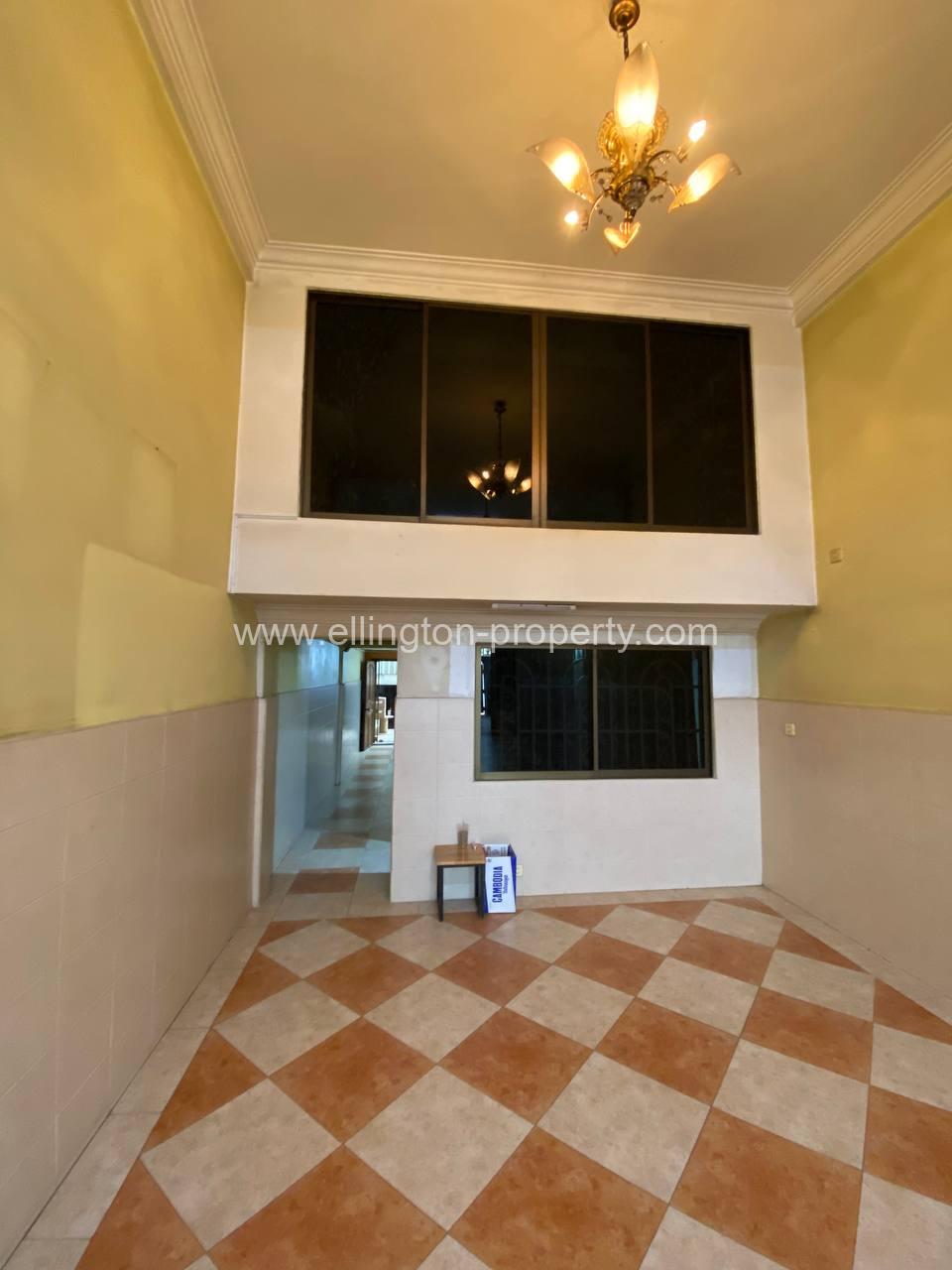 Shophouse For Rent At Bkk3 - Ellington Property