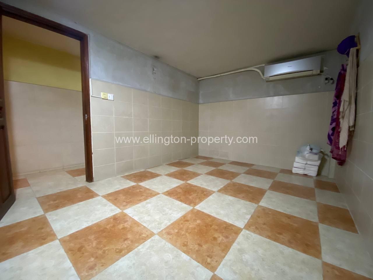 Shophouse For Rent At Bkk3 - Ellington Property