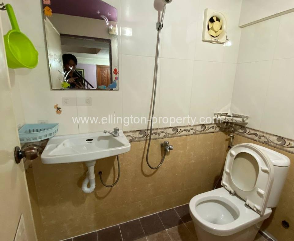 Shophouse For Rent At Bkk3 - Ellington Property