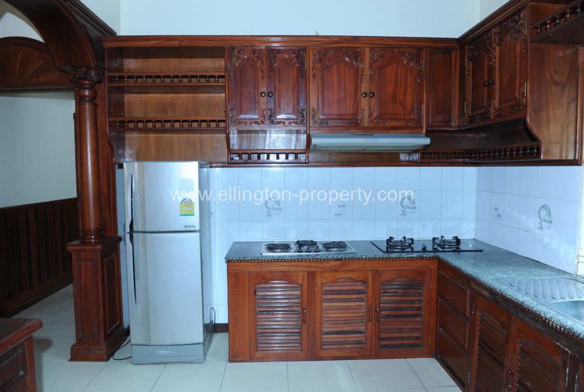 Building For Rent At Bkk3 - Ellington Property