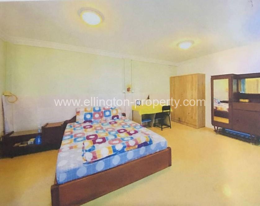 Second Floor House For Rent At Bkk - Ellington Property