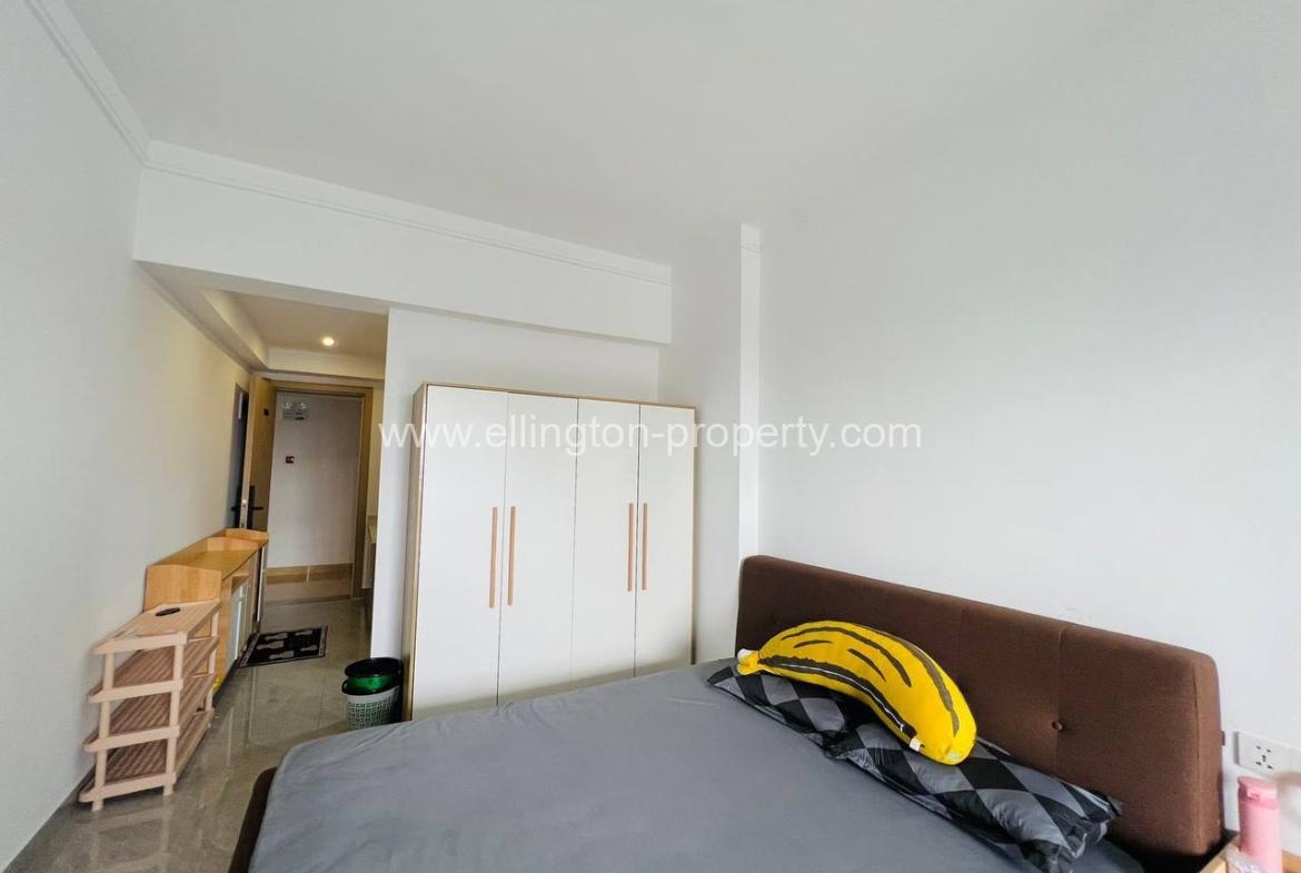 7f Studio Room For Rent Riverside Near Royal Palace, Museum, Night Market - Ellington Property