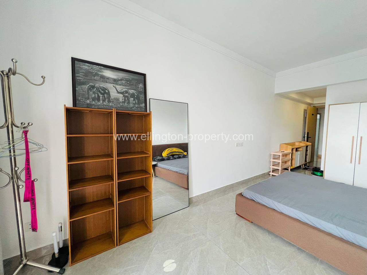 7f Studio Room For Rent Riverside Near Royal Palace, Museum, Night Market - Ellington Property