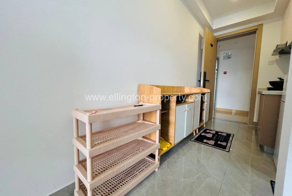 7f Studio Room For Rent Riverside Near Royal Palace, Museum, Night Market - Ellington Property