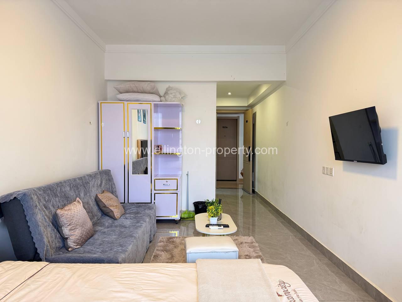 15f Studio Room For Rent Riverside Near Royal Palace, Museum, Night Market - Ellington Property