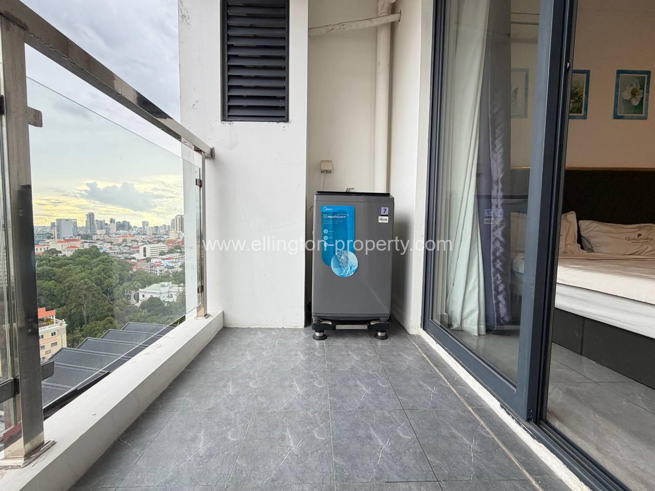 15f Studio Room For Rent Riverside Near Royal Palace, Museum, Night Market - Ellington Property