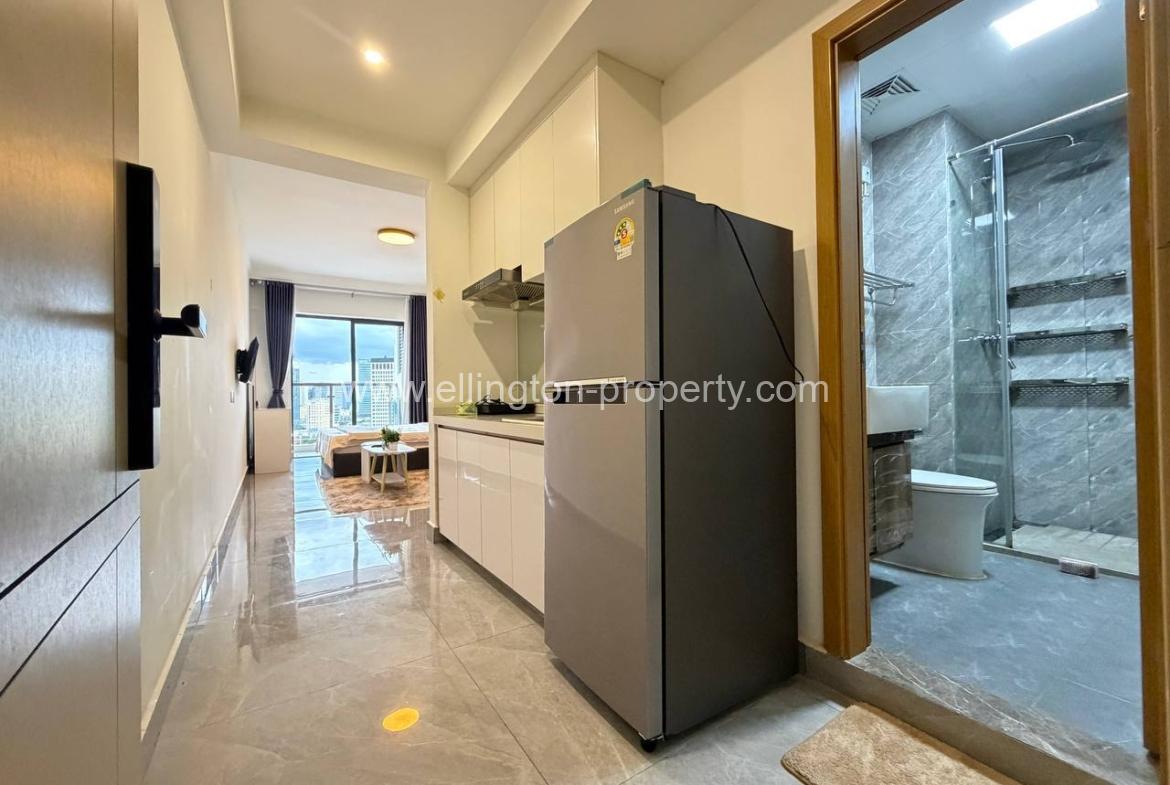 15f Studio Room For Rent Riverside Near Royal Palace, Museum, Night Market - Ellington Property