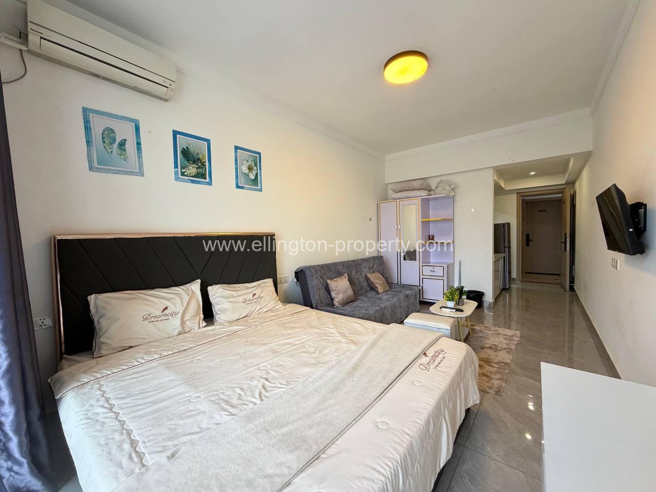 15f Studio Room For Rent Riverside Near Royal Palace, Museum, Night Market - Ellington Property