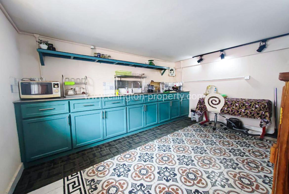 House For Rent In Toul Tompong - Ellington Property