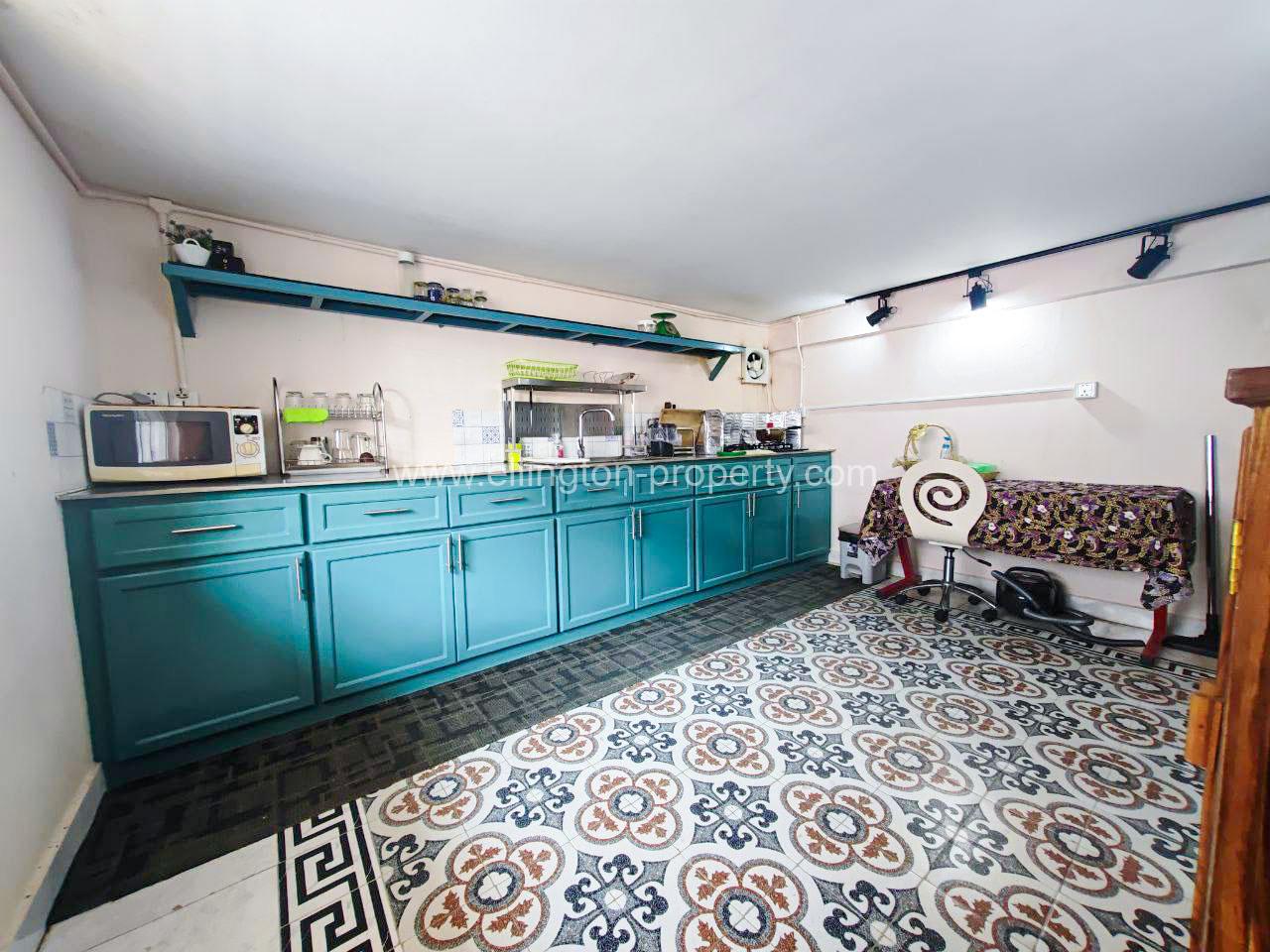 House For Rent In Toul Tompong - Ellington Property