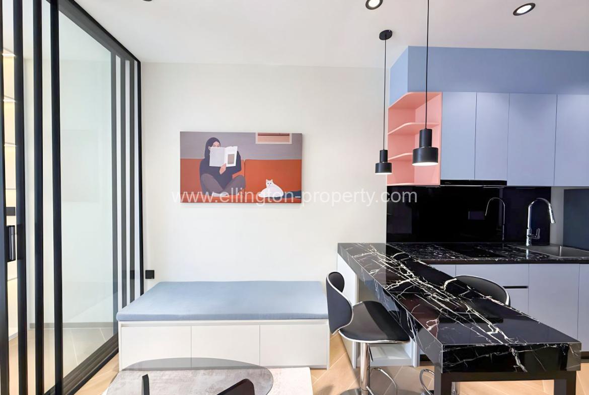 1 Bedroom Apartment For Rent In Time Square 5 Bkk - Ellington Property