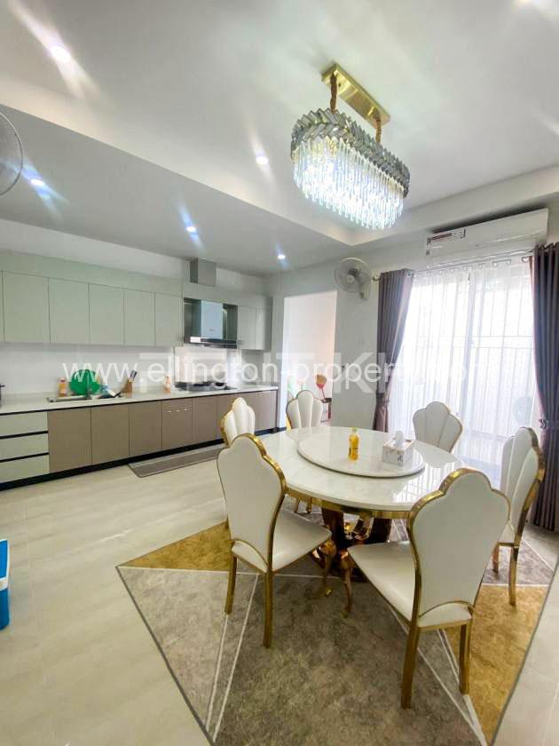 Link House For Rent In Borey Phnom Penh Park Chrouy Changvar - Ellington Property