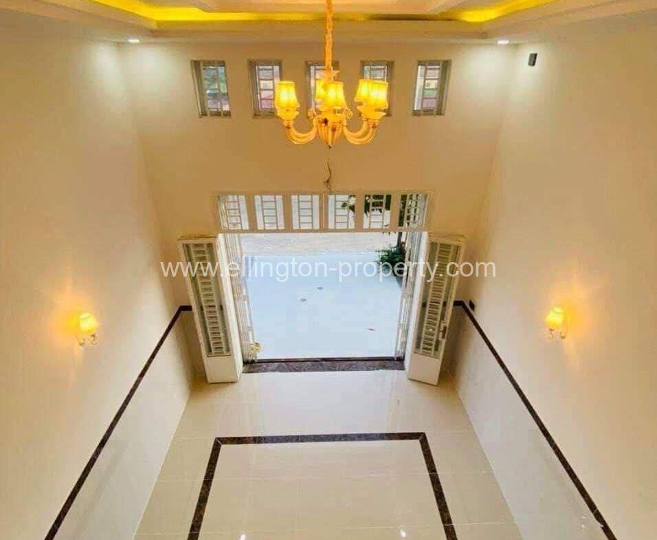 Flat House For Rent At Chbar Ampov - Ellington Property