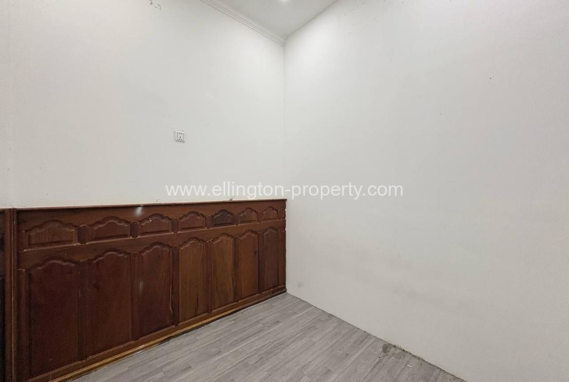 Shophouse For Rent At Tuol Tumpung - Ellington Property