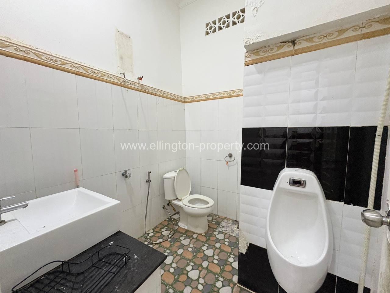Shophouse For Rent At Tuol Tumpung - Ellington Property