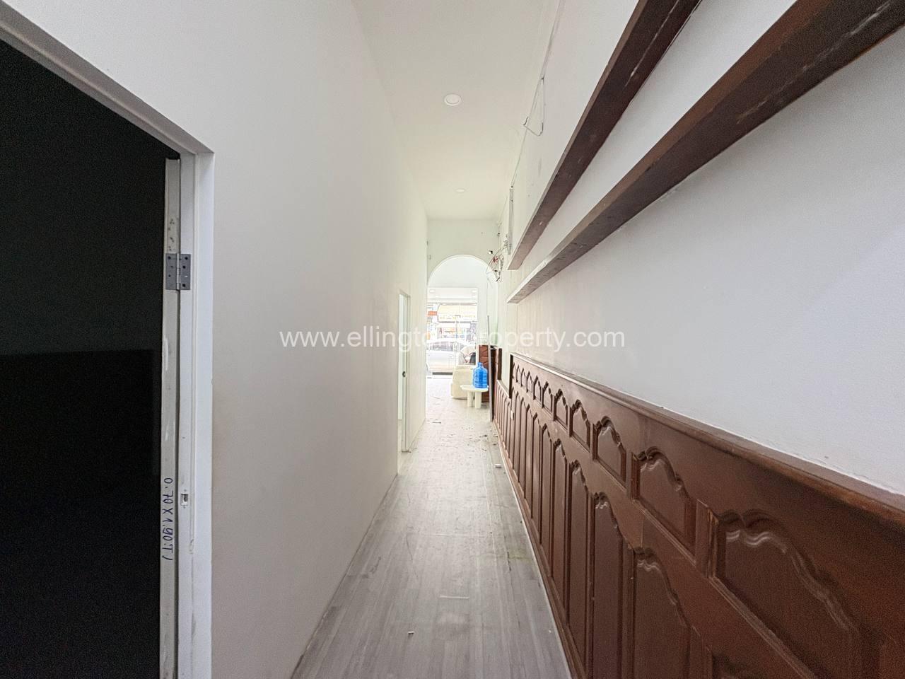 Shophouse For Rent At Tuol Tumpung - Ellington Property
