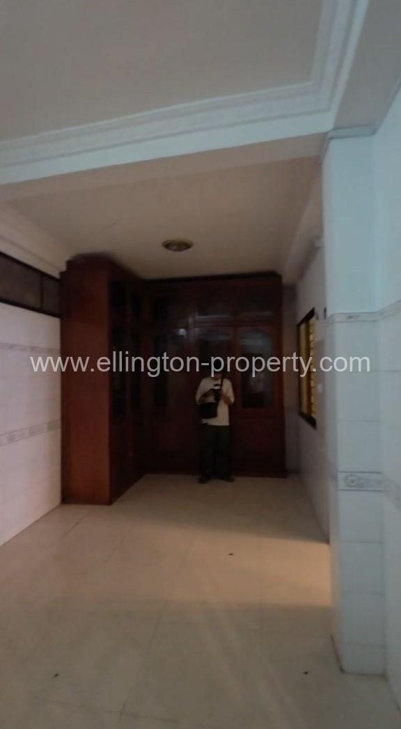 Shophouse For Rent In​ Boeng Keng Kong - Ellington Property