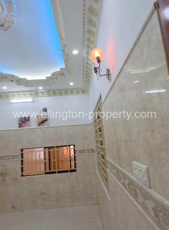 Shophouse For Rent In​ Boeng Keng Kong - Ellington Property