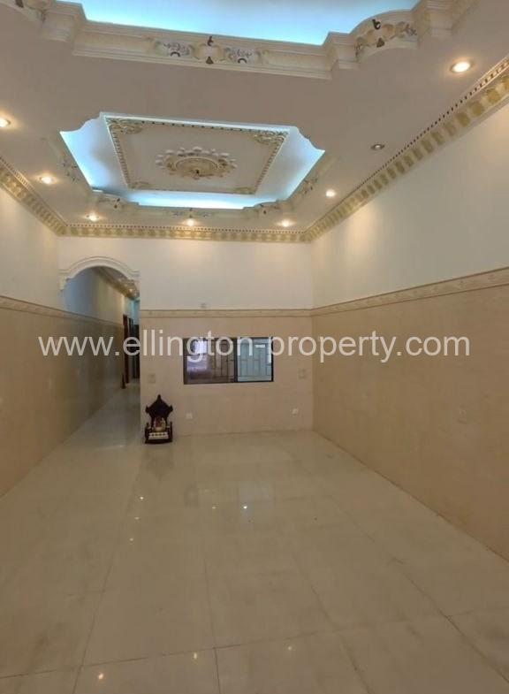 Shophouse For Rent In​ Boeng Keng Kong - Ellington Property