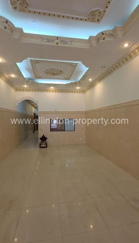 Shophouse For Rent In​ Boeng Keng Kong - Ellington Property