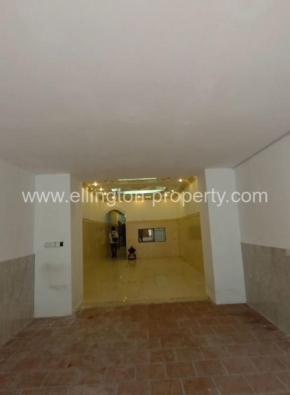 Shophouse For Rent In​ Boeng Keng Kong - Ellington Property