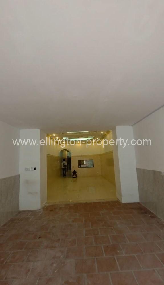 Shophouse For Rent In​ Boeng Keng Kong - Ellington Property