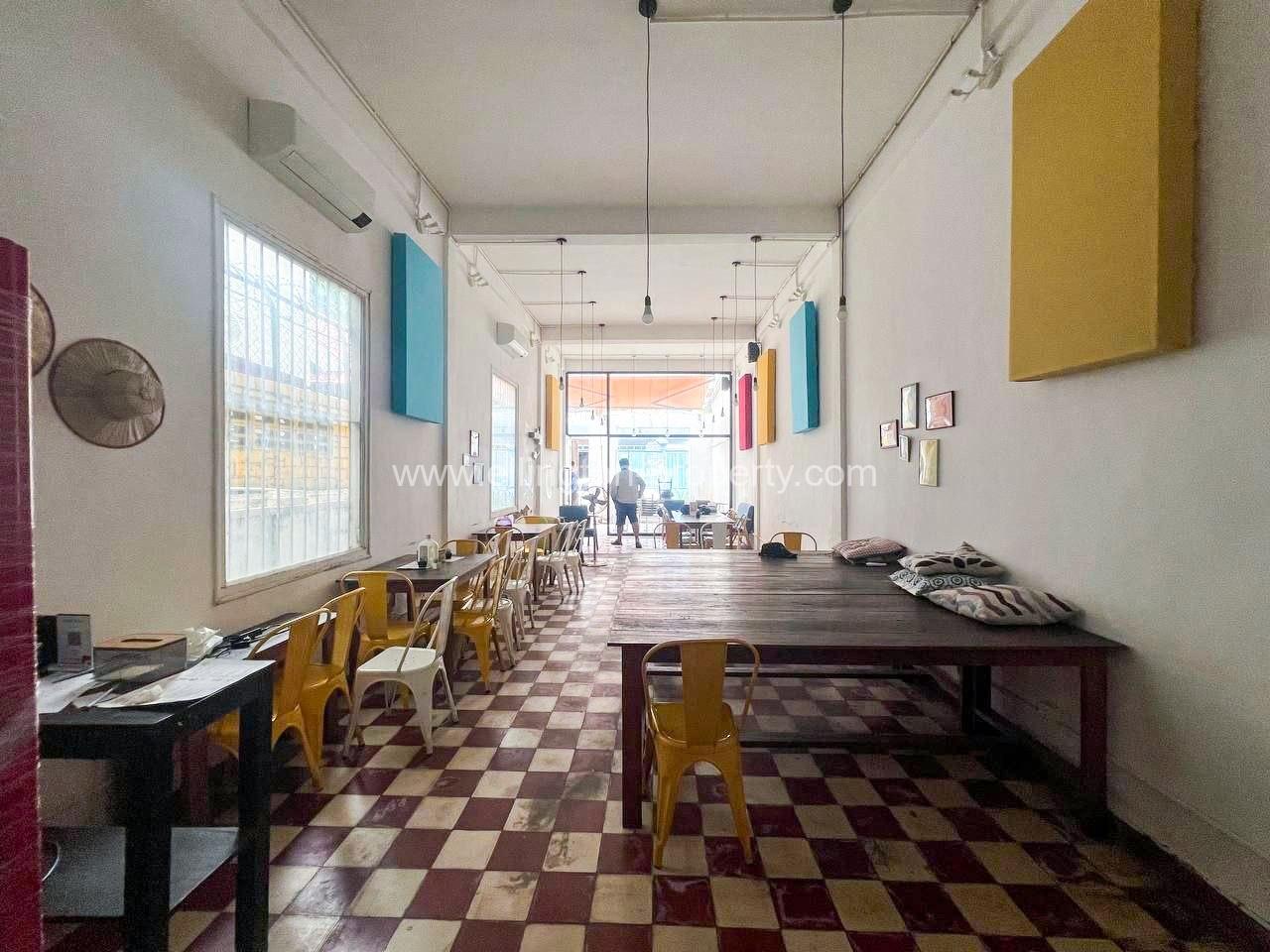Shophouse (gf) For Rent In Bkk3 Area - Ellington Property