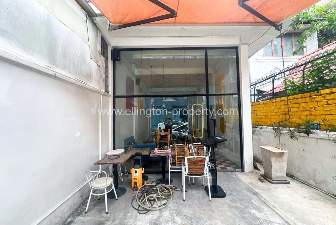 Shophouse (gf) For Rent In Bkk3 Area - Ellington Property
