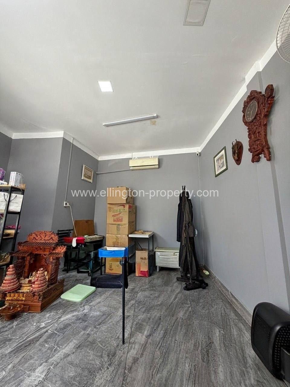  - Ellington Property