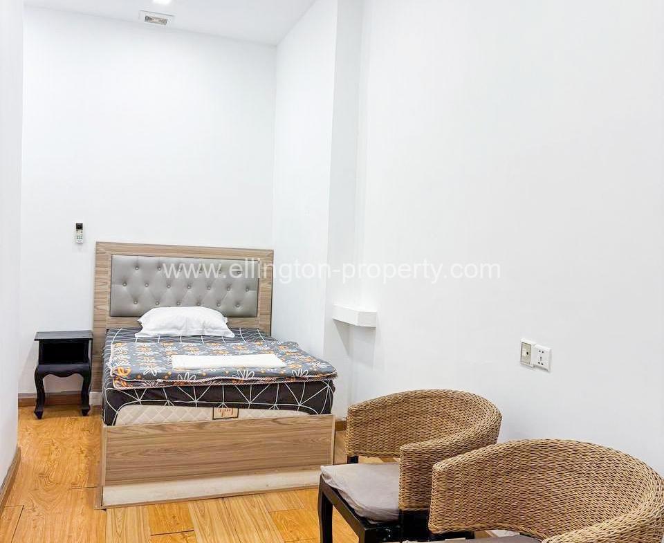 2 Bedrooms For Rent In Daun Penh Area - Ellington Property