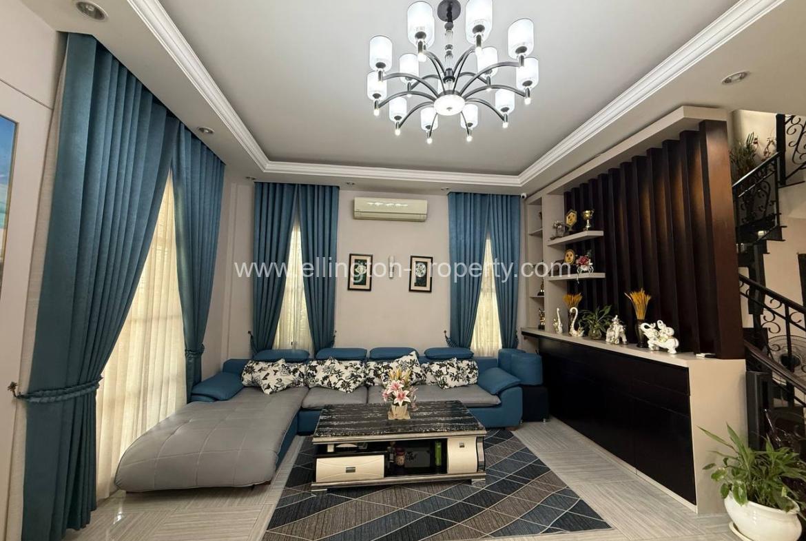 Villa For Rent In Chroy Changvar - Ellington Property