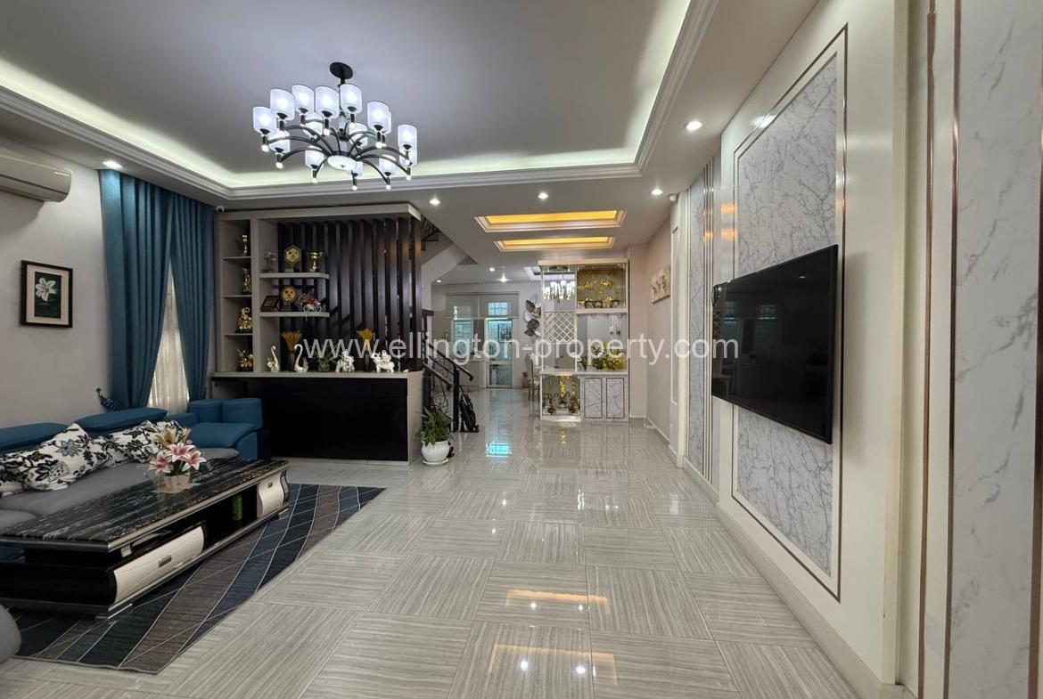 Villa For Rent In Chroy Changvar - Ellington Property