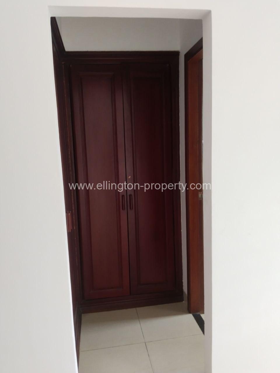 Villa For Rent In Chroy Changvar - Ellington Property
