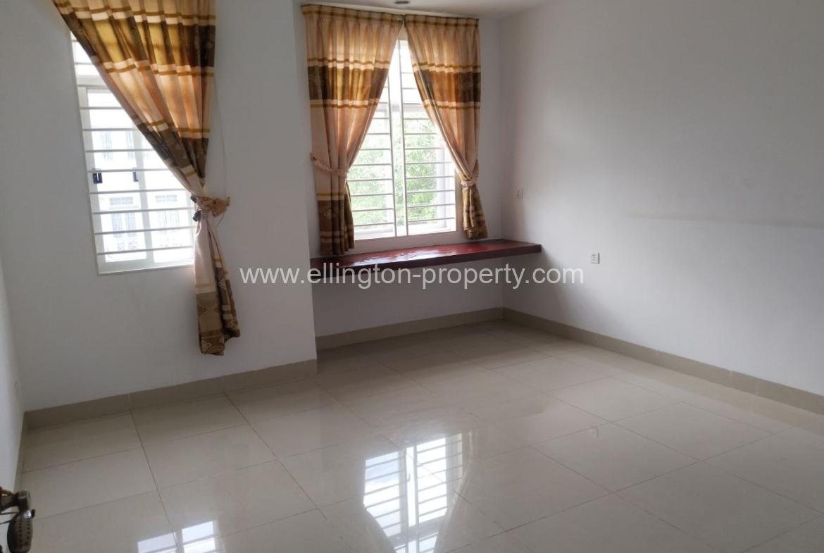 Villa For Rent In Chroy Changvar - Ellington Property