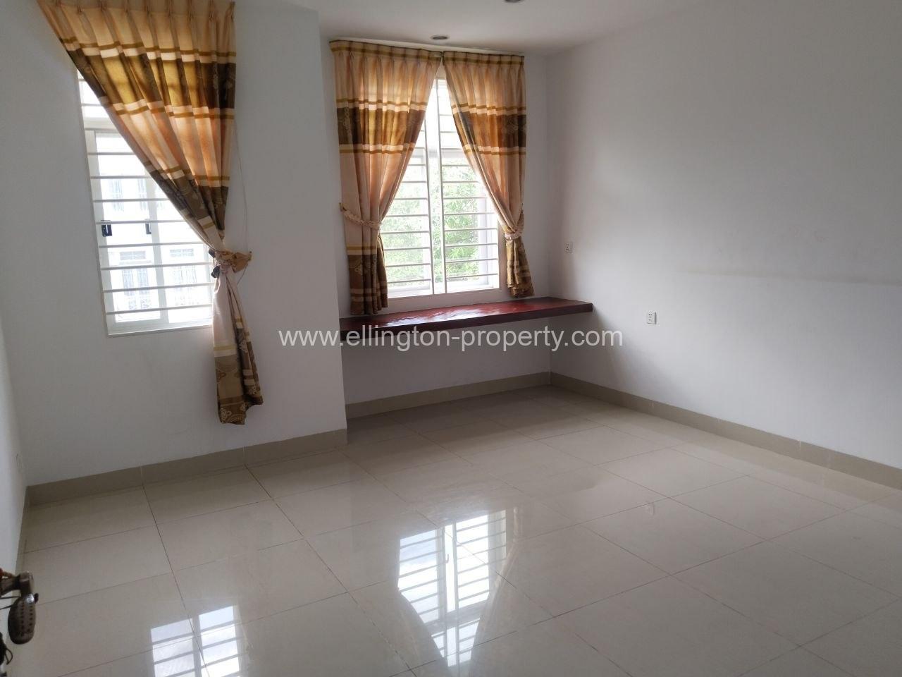 Villa For Rent In Chroy Changvar - Ellington Property