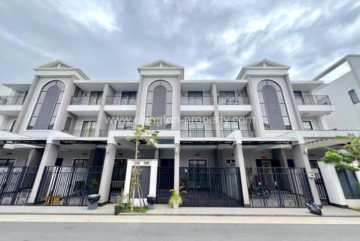 La Villa In Borey Phnom Penh Park 6a - Ellington Property