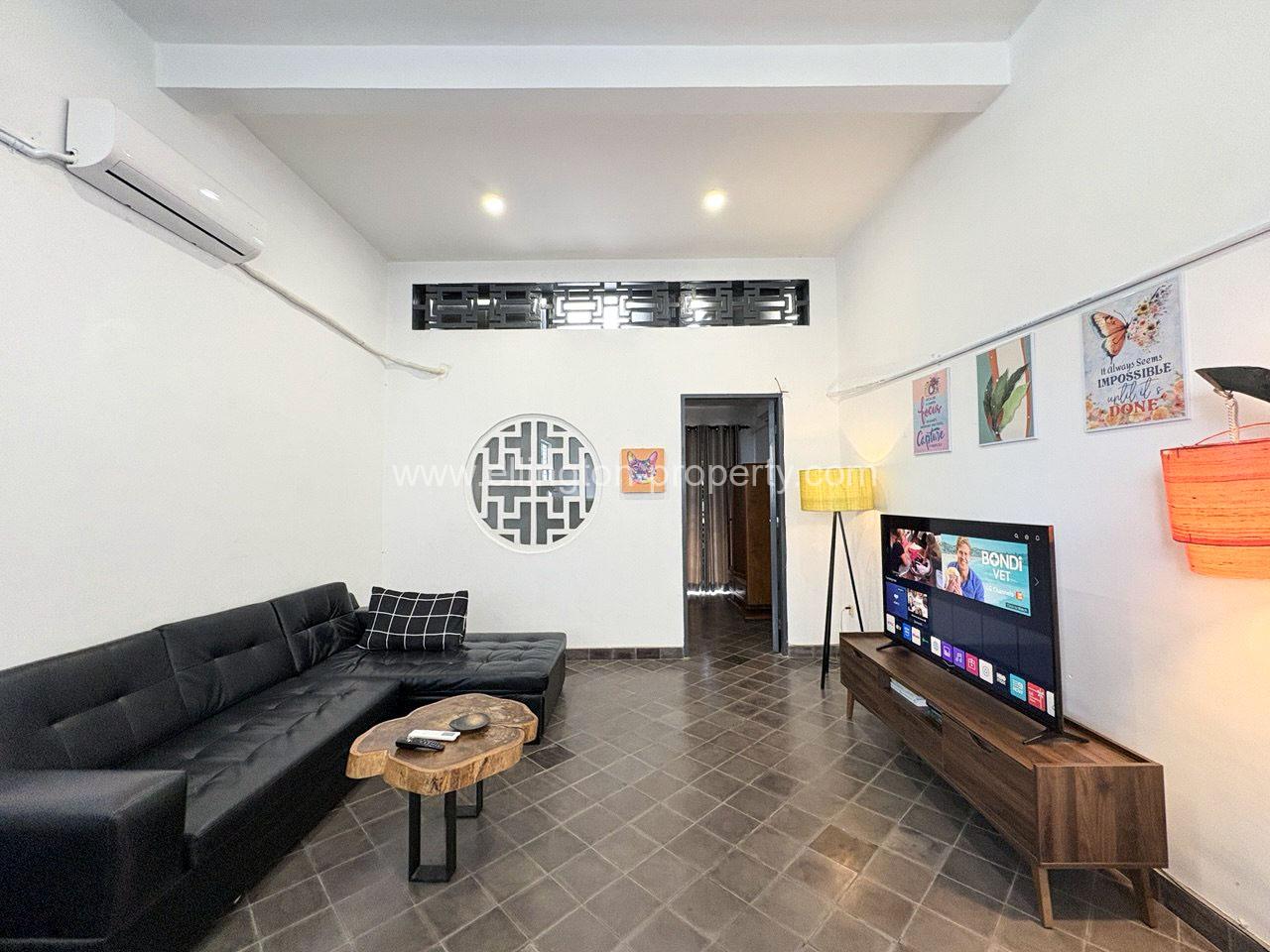 🏠 2 Bedroom Renovated House For Rent In Daun Penh Area - Ellington Property