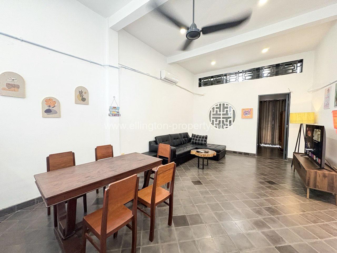 🏠 2 Bedroom Renovated House For Rent In Daun Penh Area - Ellington Property