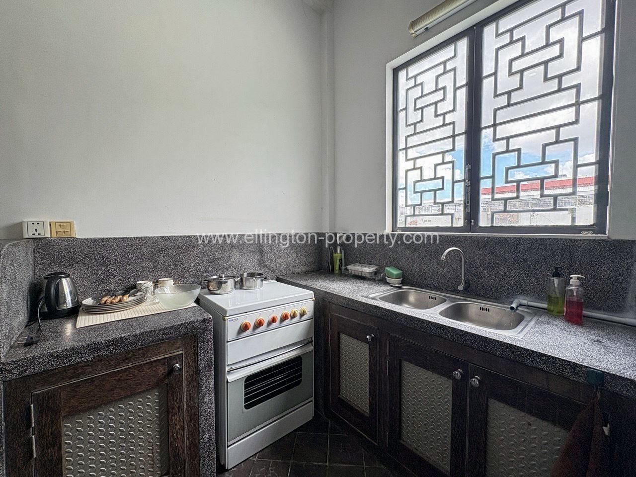 🏠 2 Bedroom Renovated House For Rent In Daun Penh Area - Ellington Property