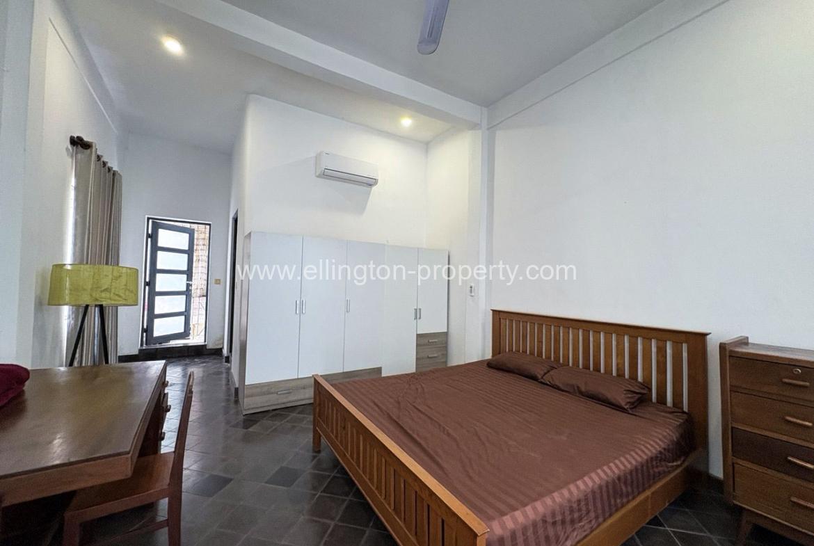 🏠 2 Bedroom Renovated House For Rent In Daun Penh Area - Ellington Property